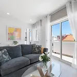 아파트 Stunning 2 Bedroom Old Town With Large Sunny Terrace 라고스