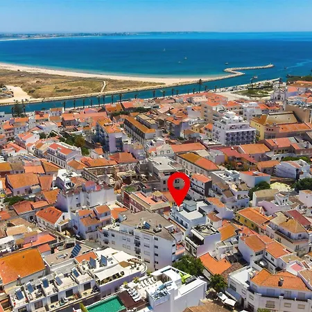 Stunning 2 Bedroom Old Town With Large Sunny Terrace Apartment *